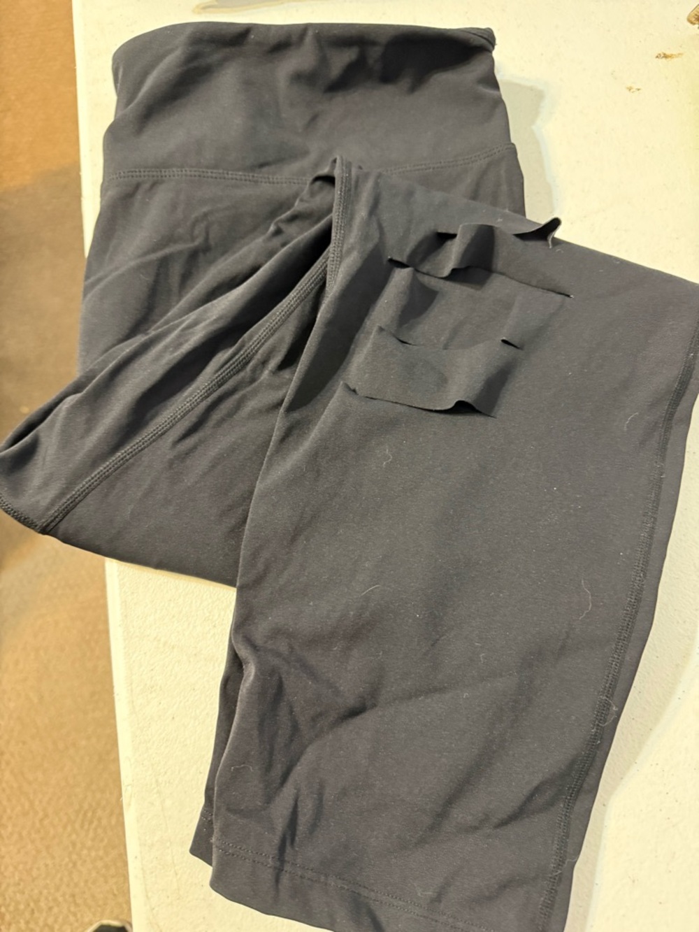ZYIA  1x  Black High-Waist Athletic Leggings with cutouts 7/8 length